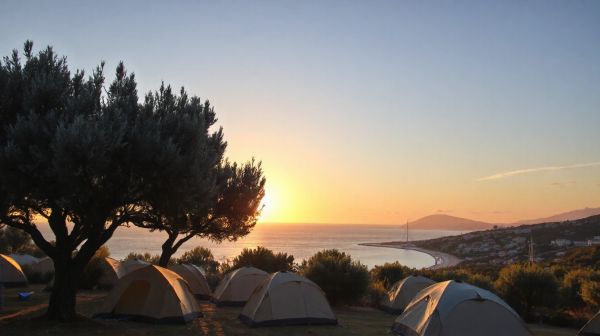 Top choix d'hébergements pour un camping réussi dans le Var